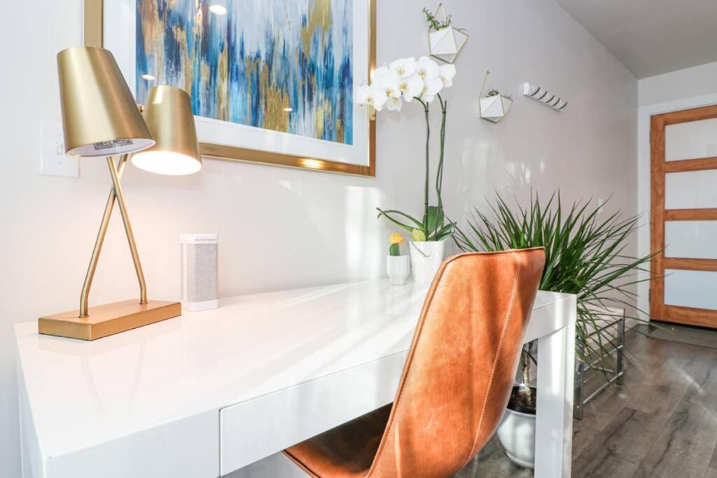 Condo 24! Prized Location. Modern! Bright! Enjoy! Boise Exterior photo